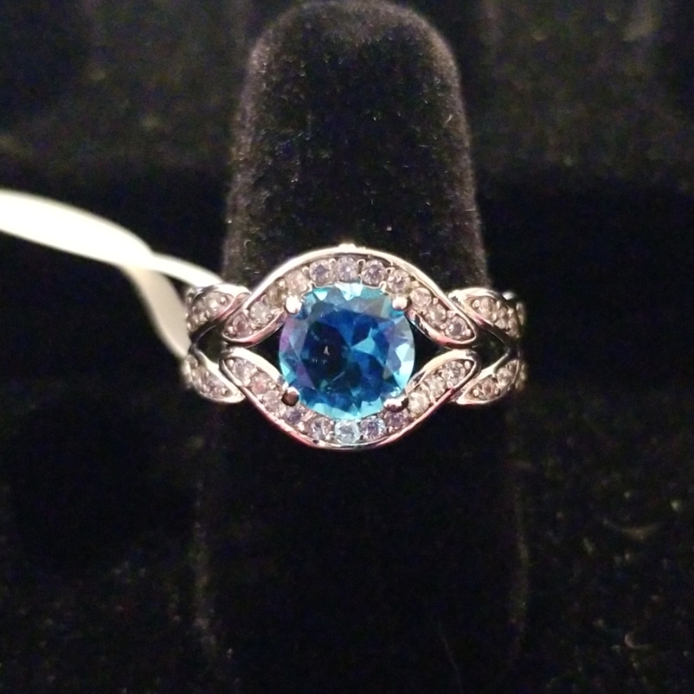 Blue stone ring